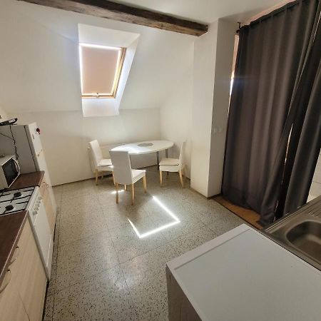 Apartments Zizkov B 布拉格 外观 照片